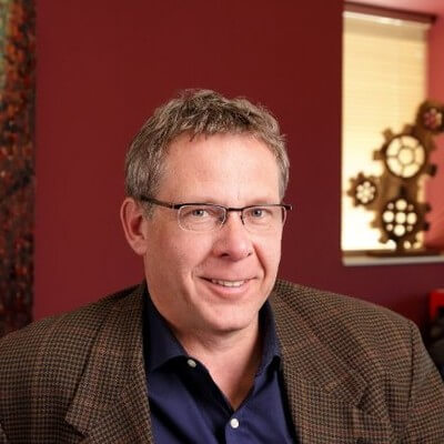 Mike Bauer headshot